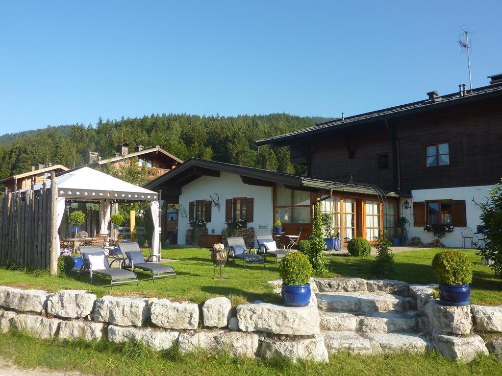 Gaestehaus Schoenfeld Hotel Reit im Winkl Exterior foto